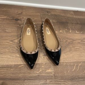 Valentino Garavani Flats